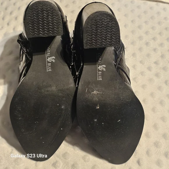 Studded, block heel boots - Picture 5 of 9